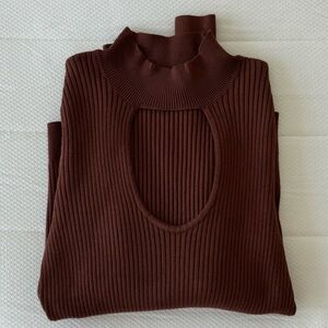 BROWN ABERCROMBIE SWEATER
